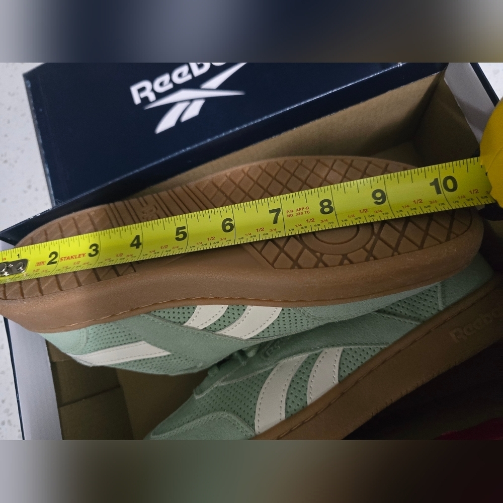 Reebok Light Green and White Sneakers - Picture 6 of 16